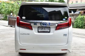 Toyota Alphard 2.5 GF Package ปี 2020 วิ่ง 4x,xxx km สีขาว เครื่องยนต์เบนซิน Hybird 