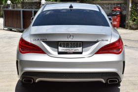 Mercedes Benz CLA250AMG Dynamic สีบรอนซ์เงิน เบาะภายใน สีดำ Alcatara  ปี 2016 รถมือเดียว