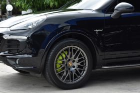 Cayenne SE-Hybrid Platinum Edition 2017 Plug in Hybird รถสภาพป้ายแดง ไม่เคยมีอุบัติเหตุ