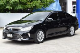 Toyota Camry 2.5 Hybird Premium ปี 2017 เคลมแบตแล้ว ไม่มีอุบัติเหตุ ตรวจสอบได้ ไมล์แท้ เช็คศูนย์