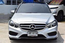 Mercedes Benz E300 AMG Bluetech Hybird Wagon ปี 2015 ประวัติศูนย์ Benz Thailand ครบทุกระยะ มือเดียว