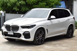 BMW X5 3.0 (G05) xdrive30d M sport เครื่องยนต์ดีเซล 3,000 cc 265 HP สีขาว ปี 2020