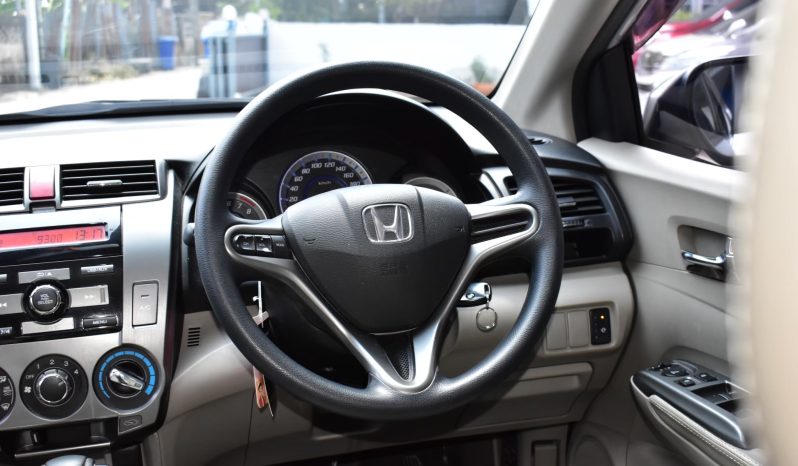 
								Honda City 1.5 V CNG Auto ปี 2013 full									