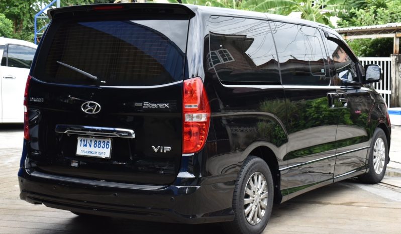 
								Hyundai H1 Delux สีดำ ปี 2018 full									