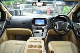 
										Hyundai H1 Delux สีดำ ปี 2018 full									