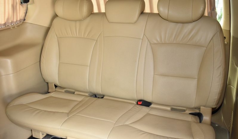 
								Hyundai H1 Delux สีดำ ปี 2018 full									